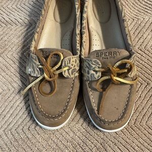 Sperry tan and gold with leopard print angelfish shoe women’s 10 pre owned